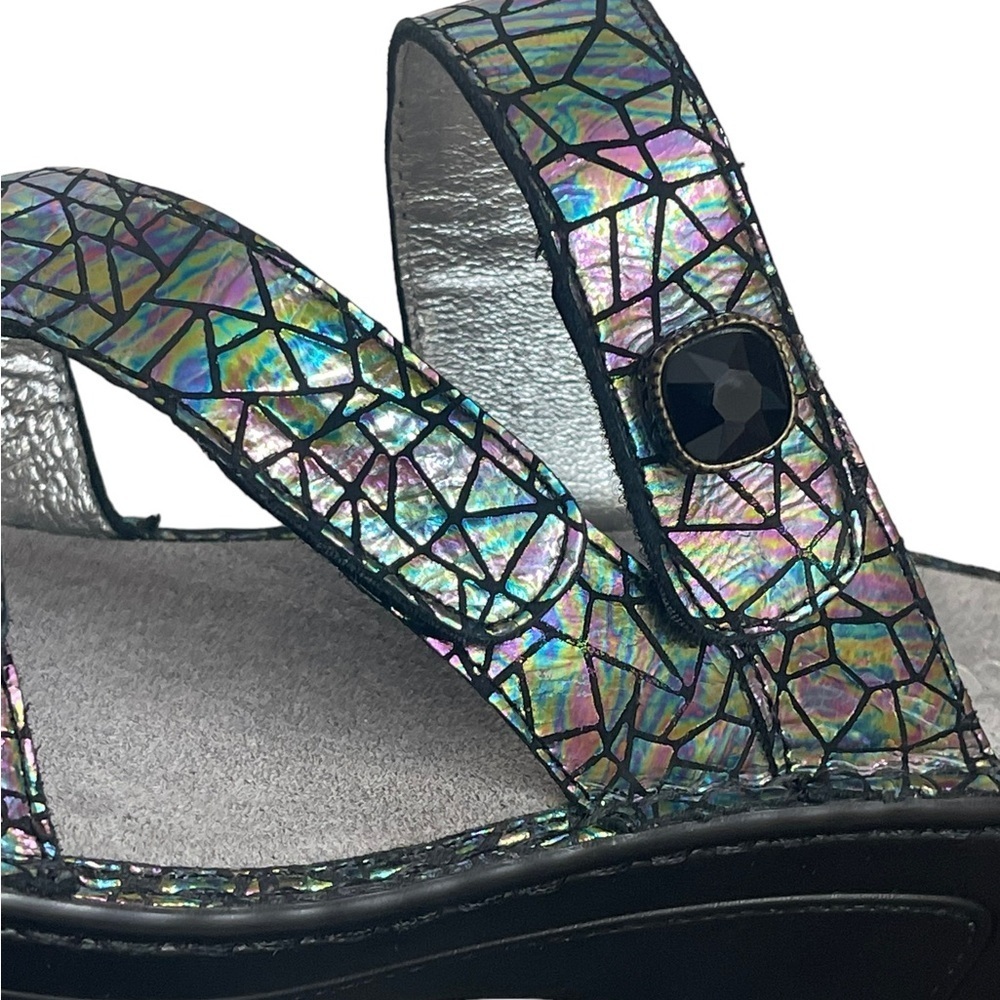 Alegria Loti Women's Tectonic
Iridescent Leather Slide On
Sandals Sz 41(10.5) - Picture 10 of 12